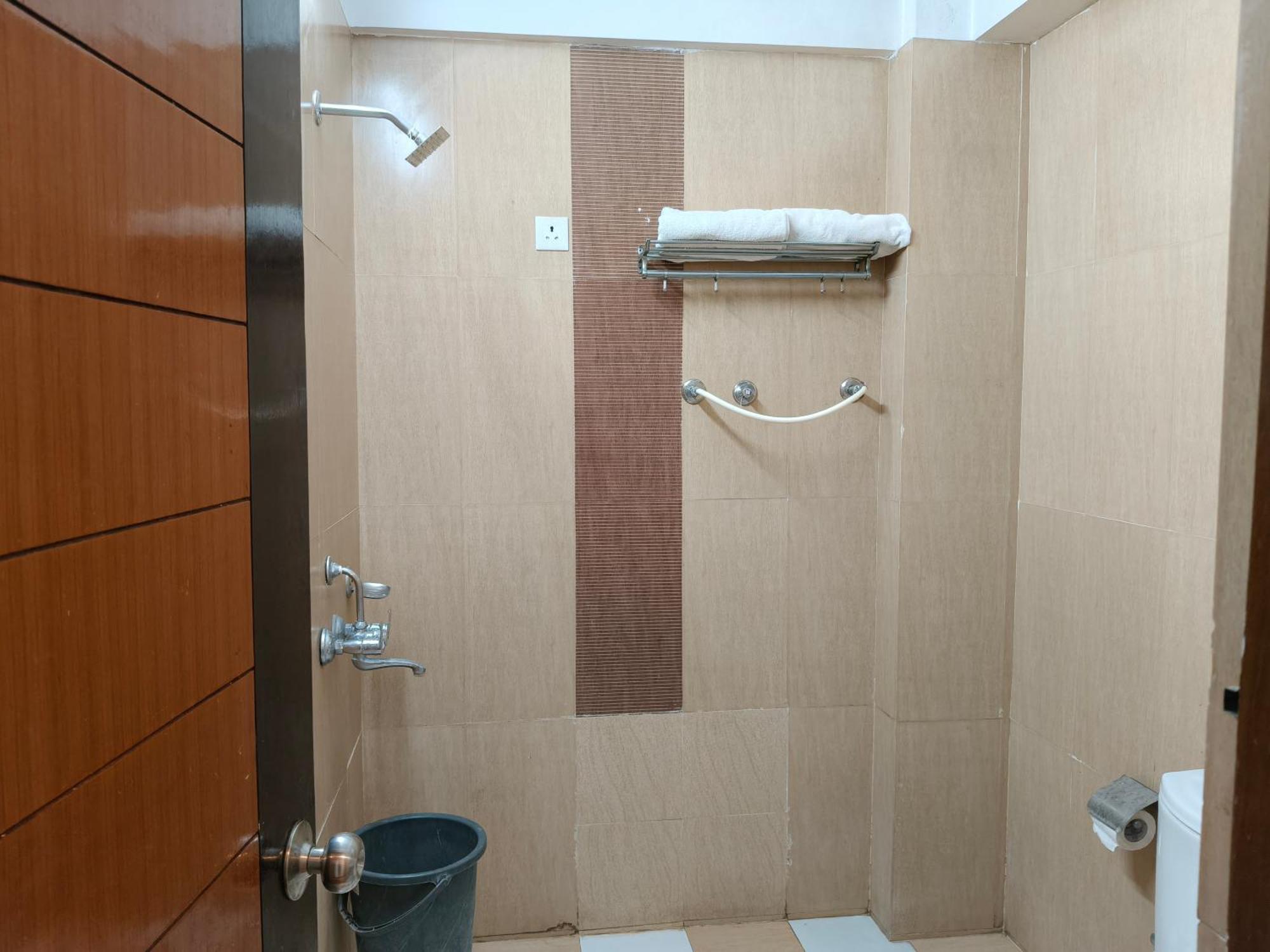 Hotel Kailash Residency Dehradun Exterior foto
